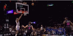 开云网页版中国官网-仙人指路！乔治刚过半场送抛传 埃奇库姆一飞冲天空接暴扣